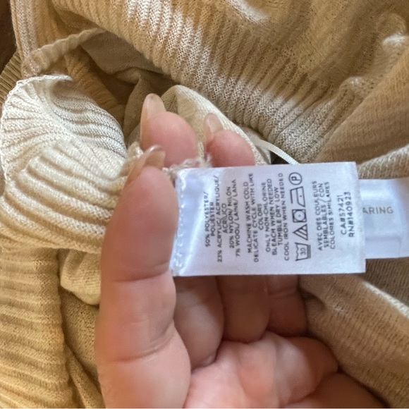 LOFT oversized light weight poncho - Picture 5 of 6